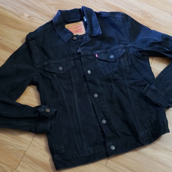 Levi's Black Distressed Denim Jacket Sz M